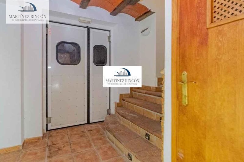 Foto c08039bc-1a3a-4021-a0cc-a01d62466d26. Edificio en La Nucia Pueblo Nucia (la)