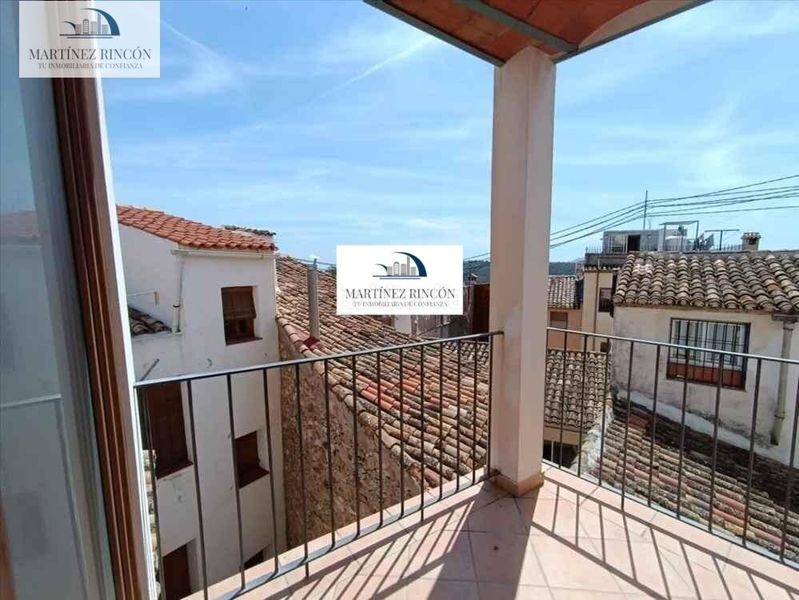 Foto 16bcc7b0-e84d-4b2a-90f1-f6cedc01d3d9. Edifici a La Nucia Pueblo Nucia (la)