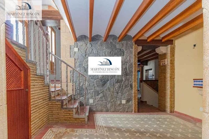 Foto ee159e49-1a6a-4040-84d6-95841699acd7. Edifici a La Nucia Pueblo Nucia (la)