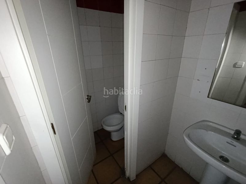 Foto be8fc12d-8159-4cce-a9f5-744f005658fb. Local comercial a El Carbayedo - El Quirinal Avilés