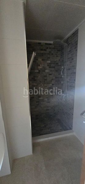 Foto 0bd5b574-c1bd-43b0-8025-e8d13c8edb73. Àtic a PAU 5 Alicante