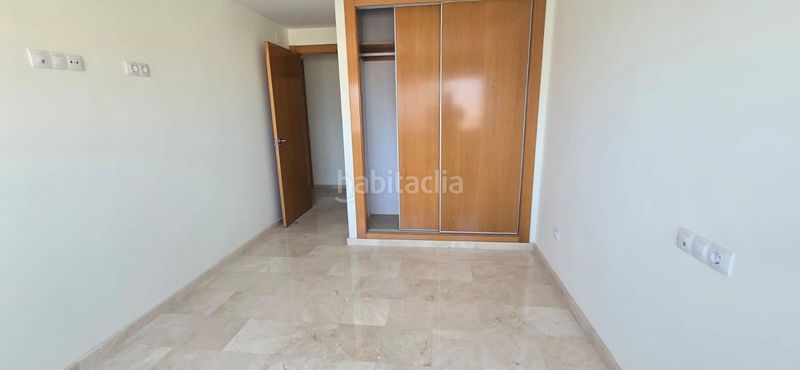Foto d6a0cb6e-b132-48a8-b9d3-8a1822db533a. Àtic a PAU 5 Alicante