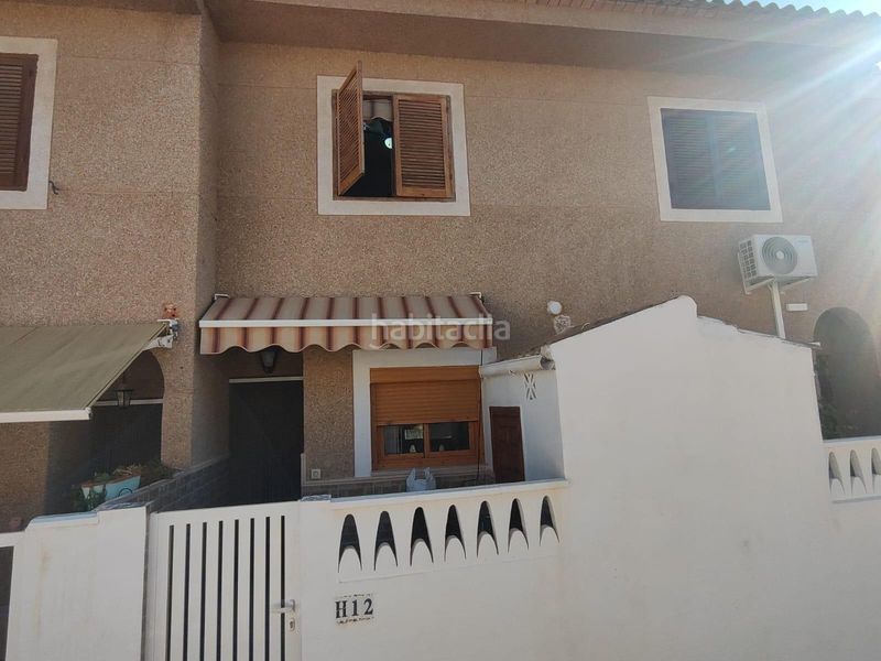 Foto 457adbc8-dbbb-46ba-9b27-ef2f7eb0fb00. Casa amb aparcament piscina a Los Arenales del Sol Elche / Elx