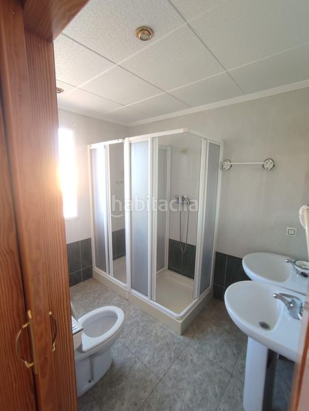 Foto c6fa09ed-057b-4b86-bc1c-5c5d1675c5b5. Edifici a La Nucia Pueblo Nucia (la)