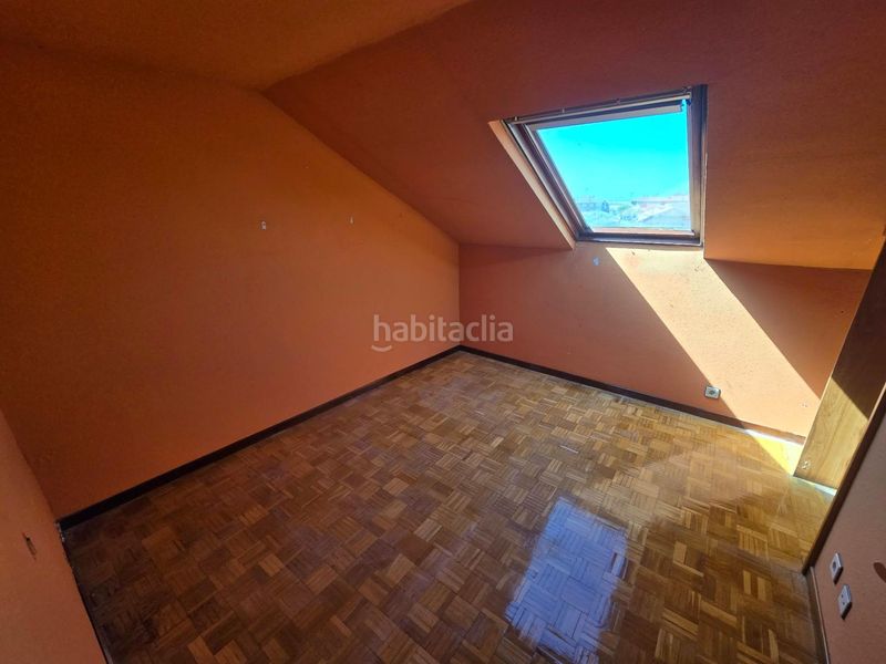 Foto d45e2f5f-d97a-400d-9421-5259b2941554. Duplex dans Mansilla de las Mulas