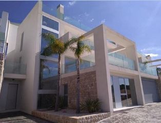 Chalet in Altea la Vella. Lote de 2 chalets de lujo en sierra de altea