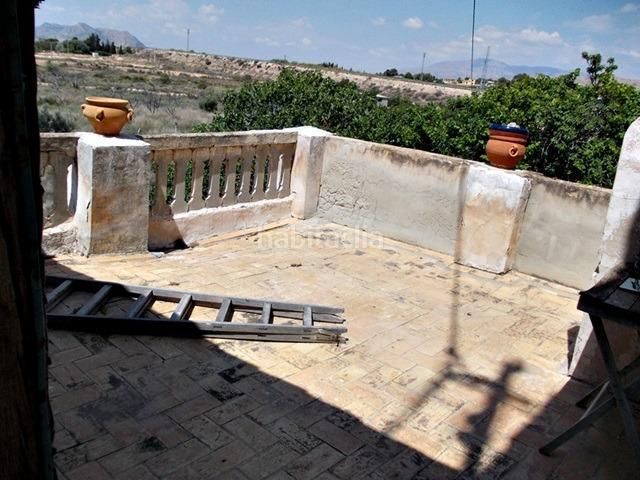 Foto 596304b9-5a88-47c1-8d76-67de050ff5a1. Casa amb piscina a Moralet Alicante