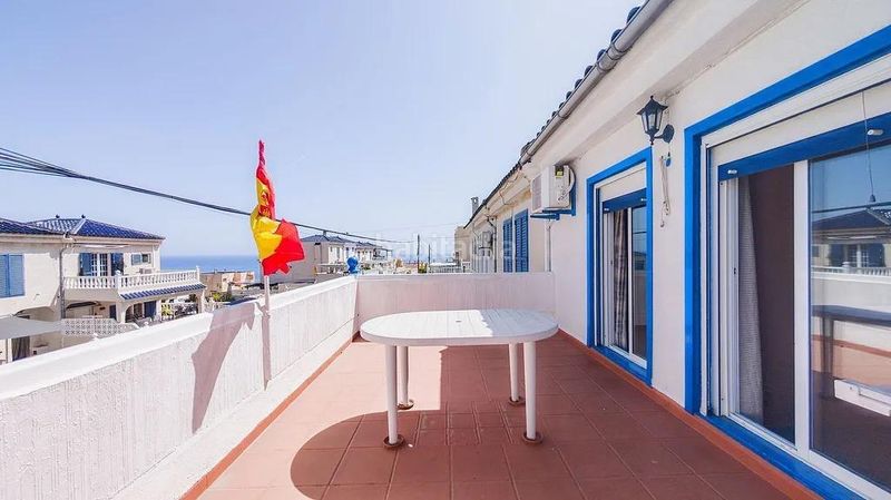 Foto ba1ee7e2-3f44-4b87-82e5-128e0a5e8e28. Casa amb aparcament piscina a Panorama-Sierramar Santa Pola