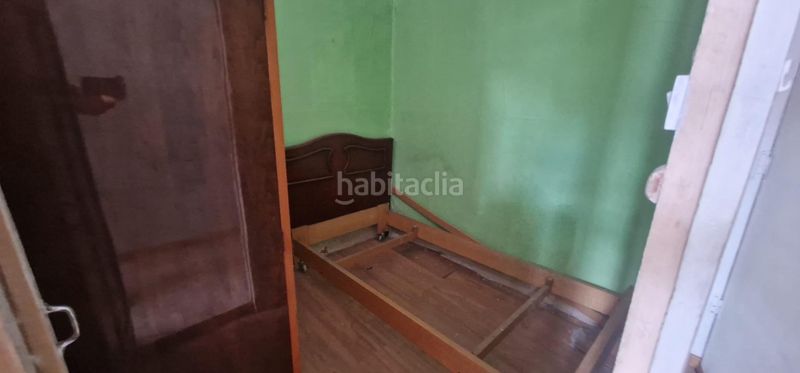 Foto e0cd28c7-d036-4fa4-a4f6-080ff9780591. Edifici a calle corporaciones de Lena 30 a Lena