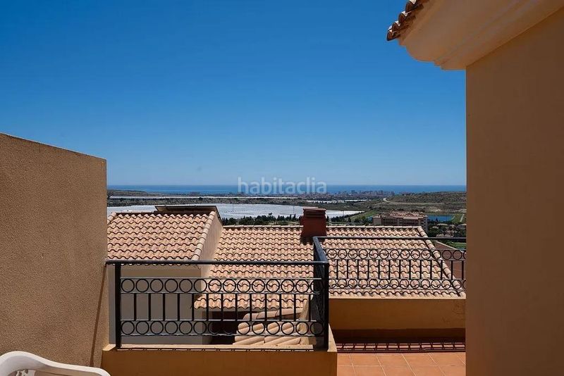 Foto 3e0e69df-1245-43d4-bc3f-288be5fa8d8c. Casa adossada amb piscina a Bonalba-Cotoveta Mutxamel