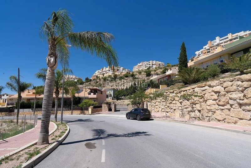 Foto a681c03c-cd0f-41de-aeaa-96b13e974386. Casa adossada amb piscina a Bonalba-Cotoveta Mutxamel