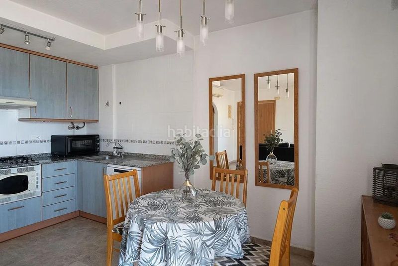 Foto f466842a-3138-4612-9d7d-46418d661d93. Casa adossada amb piscina a Bonalba-Cotoveta Mutxamel