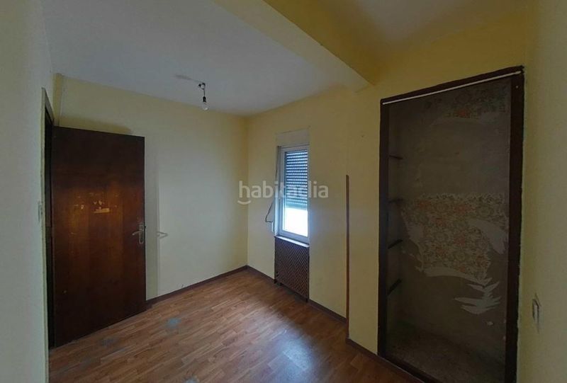 Foto 9ecf2492-b932-46e3-aa93-50c68cc3af30. Pis a Lena