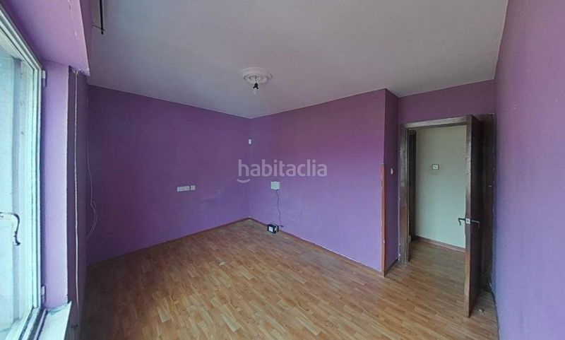 Foto d867ee28-dd7b-4695-b81d-fa6ea6a0eda2. Pis a Lena