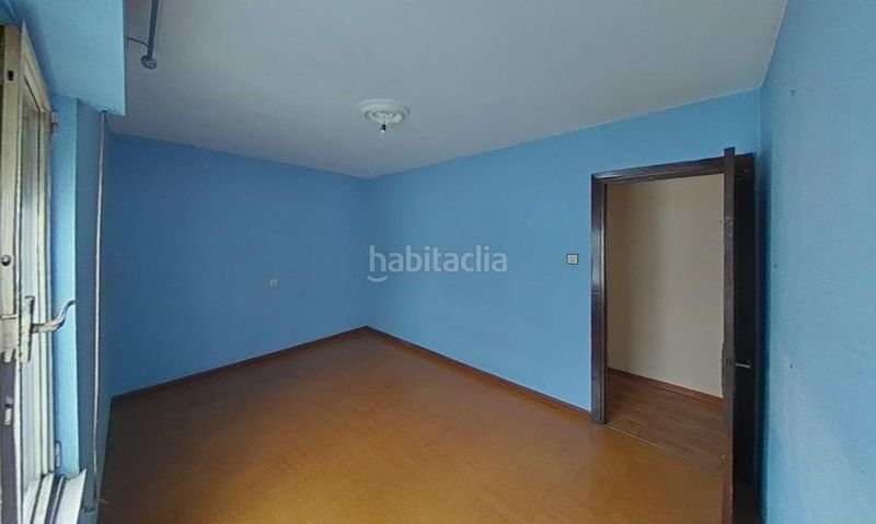 Foto d8b41f30-59d5-4919-8a71-19e818d13498. Pis a Lena