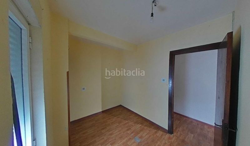 Foto e8091d8e-371c-423d-b655-473cb65c608a. Pis a Lena
