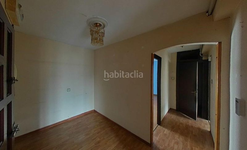Foto f57298a2-71da-4aa1-8eb7-fea16aee846c. Pis a Lena