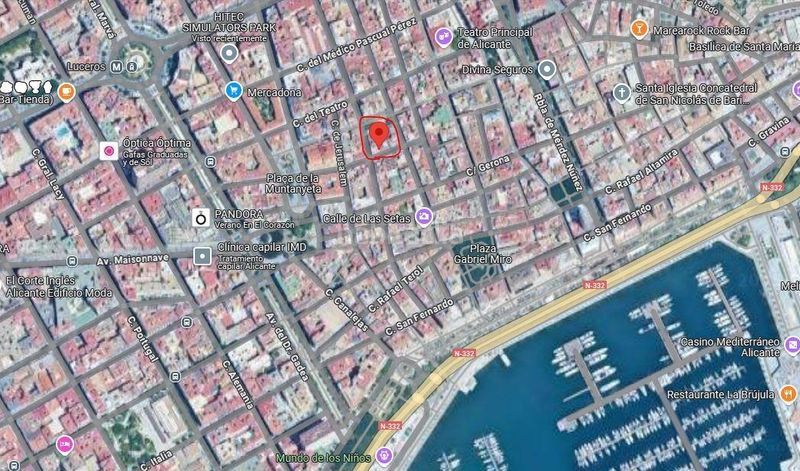 Foto fa15ddb7-e2e6-4b5c-b9eb-b7653cf9c905. Edificio en Barrio del Centro Alicante