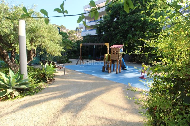 Foto 5ebecd66-d350-4356-8e13-8b022d35e3da. Àtic amb calefacció aparcament piscina a Albufereta Alicante