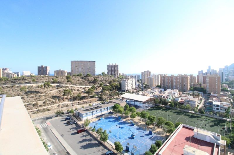 Foto b6ea032a-ed72-4f9a-84cd-41a642fdf325. Àtic amb calefacció aparcament piscina a Albufereta Alicante