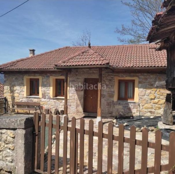 Foto 404da456-1913-45cd-964c-7582b8652c6f. Casa amb calefacció a Somiedo