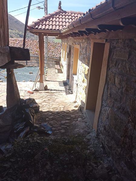 Foto 737803b7-664c-4a71-8839-513f245f782c. Casa amb calefacció a Somiedo