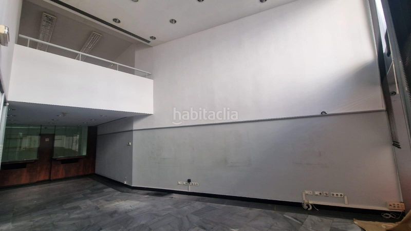Foto 0692315a-4913-47af-ba9e-8b8d35d85a90. Locale commerciale in El Carbayedo - El Quirinal Avilés