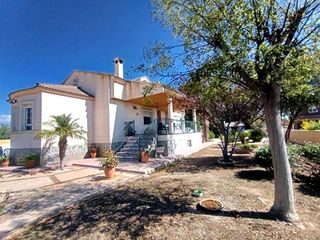Chalet en Villamontes-Boqueres