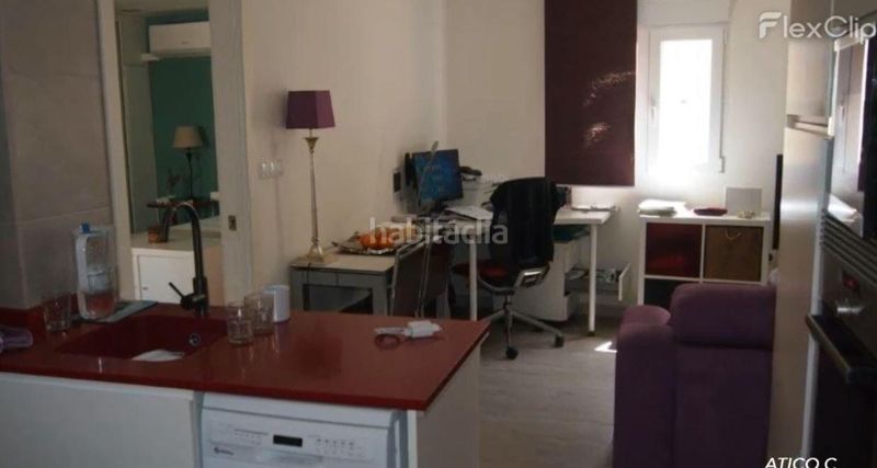 Foto bebbe2ce-9b9d-4c7f-8007-ac97446fa2f8. Edifici a Casco Antiguo - Sta. Cruz - Ayuntamiento Alicante