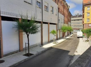 Local Comercial  Calle azabache. 850m2 llenos de potencial para tu nueva empresa