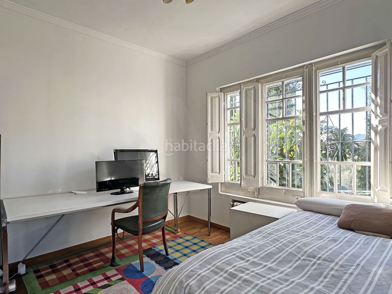 Foto e5ce134d-9a72-4c15-8f5f-a859a3e17ece. Casa amb aparcament a Vallcarca - Penitents Barcelona
