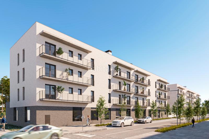 Foto b1407fe1-4aa8-4d70-9fd8-74afb00f2366. Affitto locale commerciale in Domeny Girona