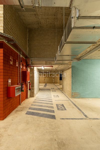 Foto c2ba4c16-6b81-4f88-a2b0-4a91ef64a51e. Miete autoparkplatz in carrer gran de La Sagrera 32 in Barcelona
