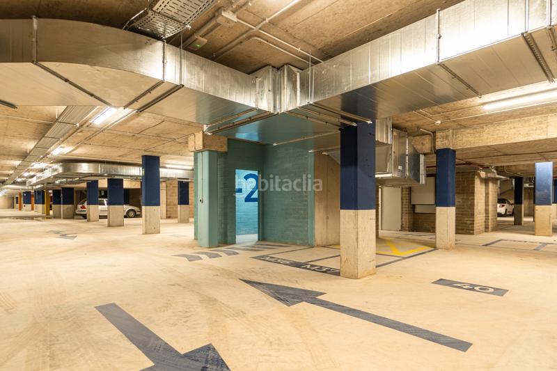 Foto 1b9cb30f-434c-4acc-be62-72cfa97466f7. Location parking voiture dans carrer gran de La Sagrera 32 dans Barcelona