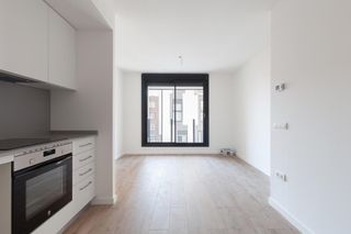 Etagenwohnung in Calle esperanza s�nchez carrascosa 45. Neubau
