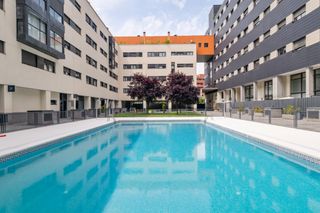 Miete Etagenwohnung  Calle del mezquite. Piso en alquiler en méndez álvaro, delicias - madrid