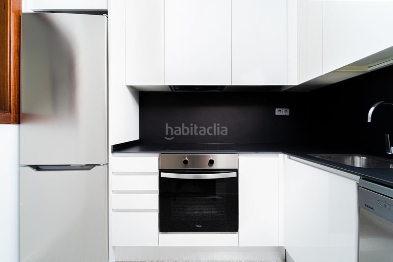 Foto 06300887-9cad-41b9-bc29-3175b5ef4efd. Rent flat with heating parking pool in Delicias Madrid