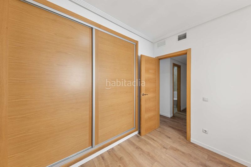 Foto 9980d594-3179-4650-b0cf-b528aedb446c. Rent flat with heating parking pool in Delicias Madrid