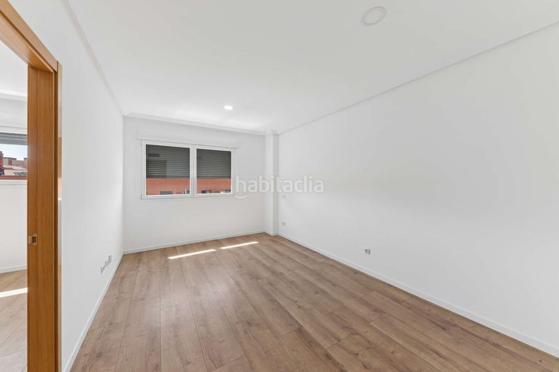 Foto d58cd9b3-2c65-43b3-a9ba-aab637e2eb14. Rent flat with heating parking pool in Delicias Madrid