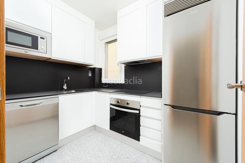 Foto 0225165e-8f70-49ad-9a69-6133c5fe5483. Rent flat with heating parking pool in Delicias Madrid