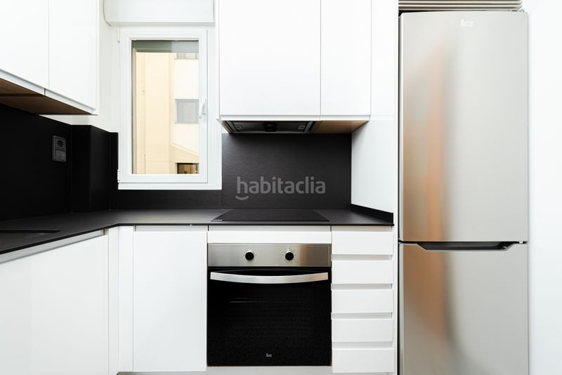 Foto 08420243-a8df-4de9-bc7f-2a49f68e9839. Rent flat with heating parking pool in Delicias Madrid