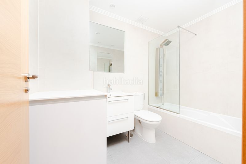 Foto 771db316-e799-4e71-8835-c49c1facad05. Rent flat with heating parking pool in Delicias Madrid