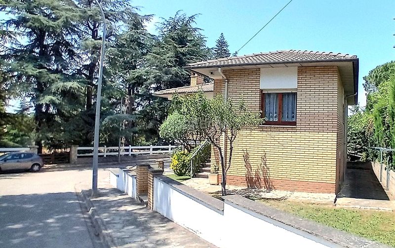 Foto 488dc7f7-7a5a-4b4b-b022-53c3913eb3ab. Casa con riscaldamento in Seva