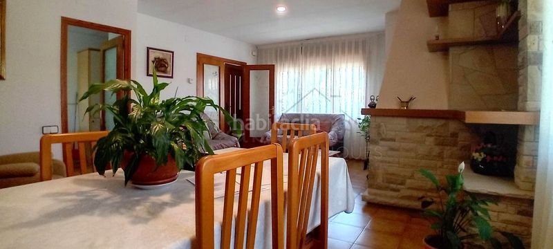 Foto e7df49e5-66ef-4f81-a166-ad60a2d7f882. Casa con riscaldamento in Seva