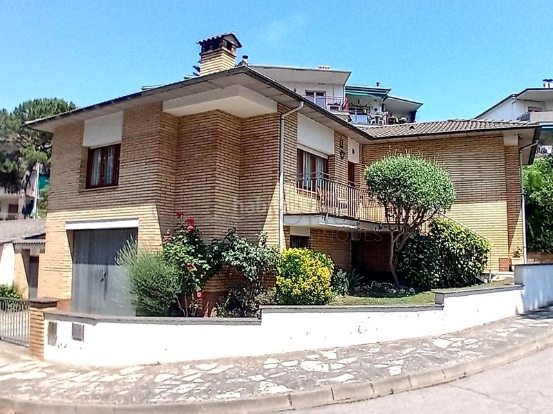 Foto f17af661-a80c-4410-9d78-d6a135699564. Casa con riscaldamento in Seva