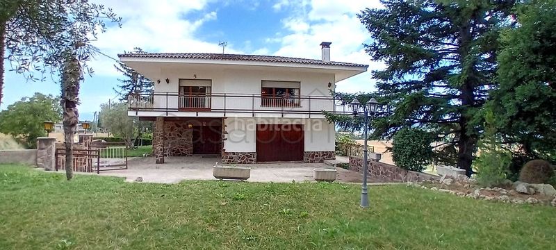 Foto 41aac2d6-c69d-4681-a446-ccfb61a2fd7e. Casa amb calefacció aparcament a Gurb