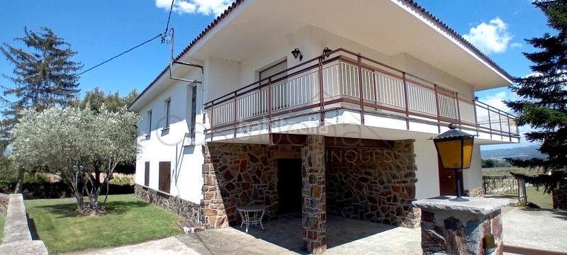 Foto 8789e5f8-4a58-4057-bbaf-b85a562ee315. Casa amb calefacció aparcament a Gurb