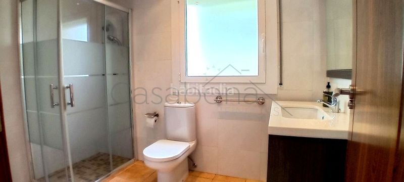 Foto 8ae2c87d-3df8-468c-afad-2b180777f9fc. Casa amb calefacció aparcament a Gurb