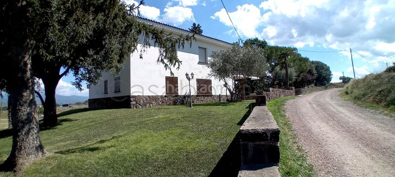 Foto 8e10048f-1219-4f74-a70b-9ff5a5ca6692. Casa amb calefacció aparcament a Gurb