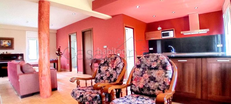 Foto d30e9e89-4bc3-4d99-af09-11653417e477. Casa amb calefacció aparcament a Gurb
